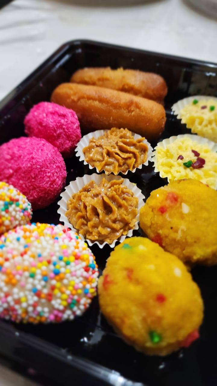 Assorted Vidhyas sweetmeats